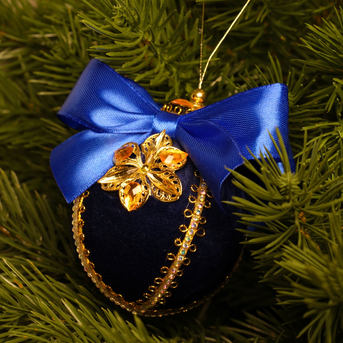 Eglutės žaisliukas "Gintariniai žiedai"