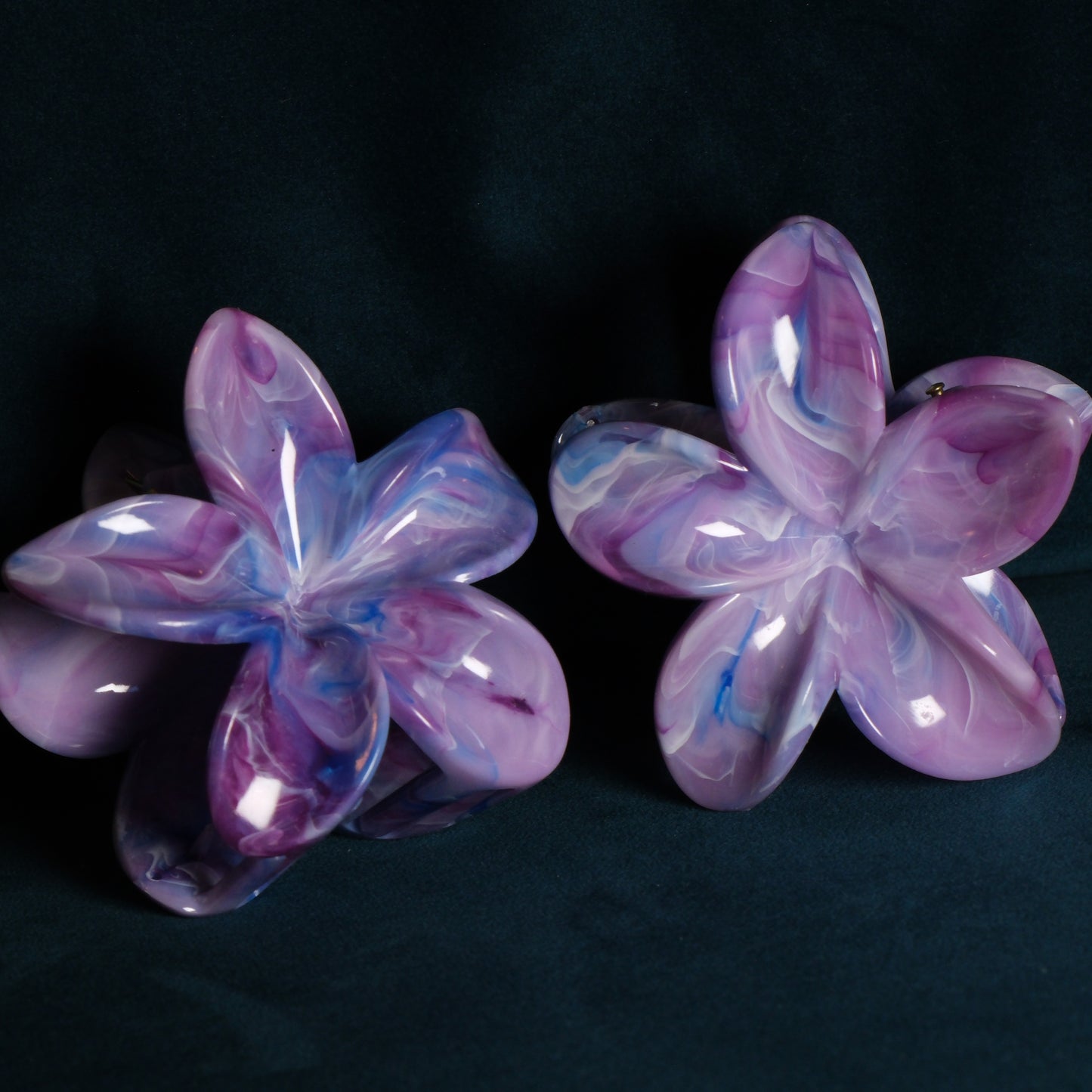 KapKap levandos marmurinė gėlytė