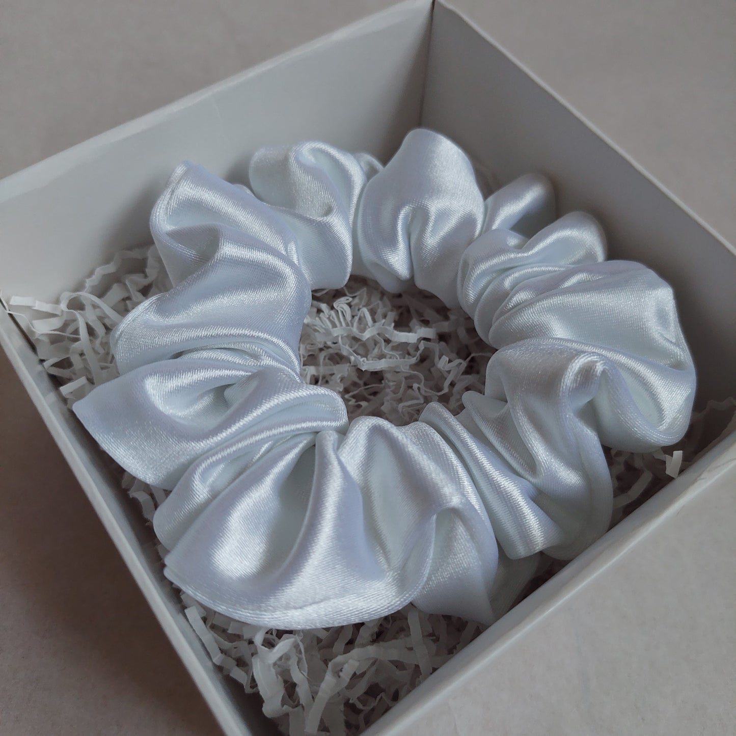 Scrunchie gumytės iš atlaso