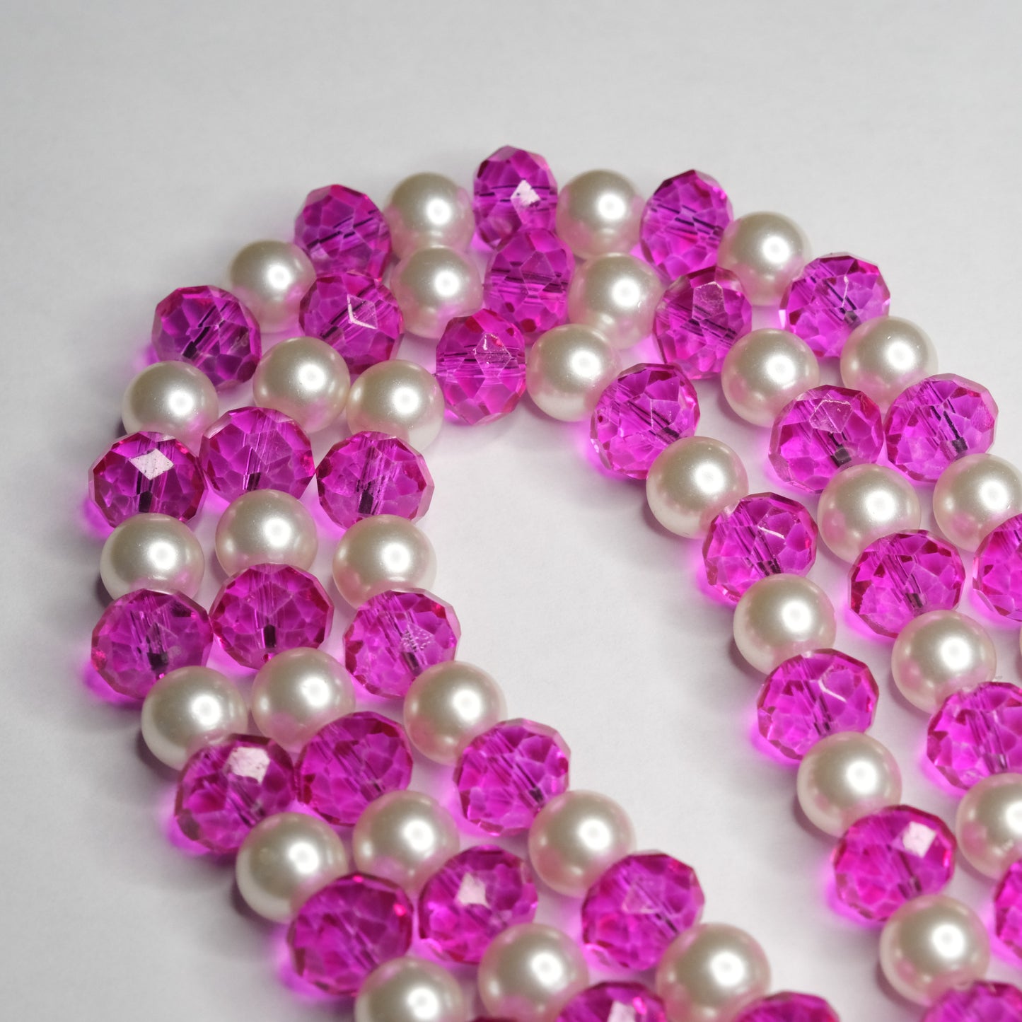 Kaklo papuošalas "Pink glass & pearls"