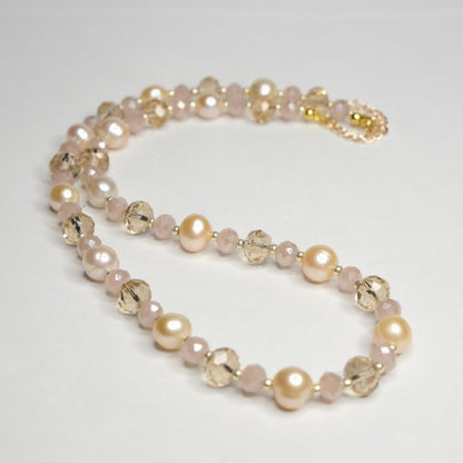 Kaklo papuošalas "Champagne pearls"