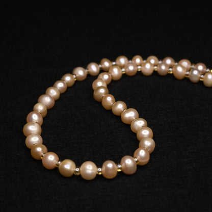 Kaklo papuošalas "Peachy pearls"