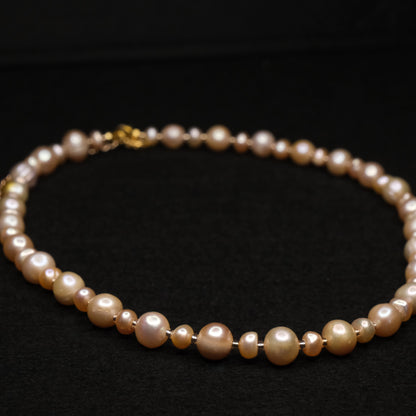 Kaklo papuošalas "Pearls on the shore"