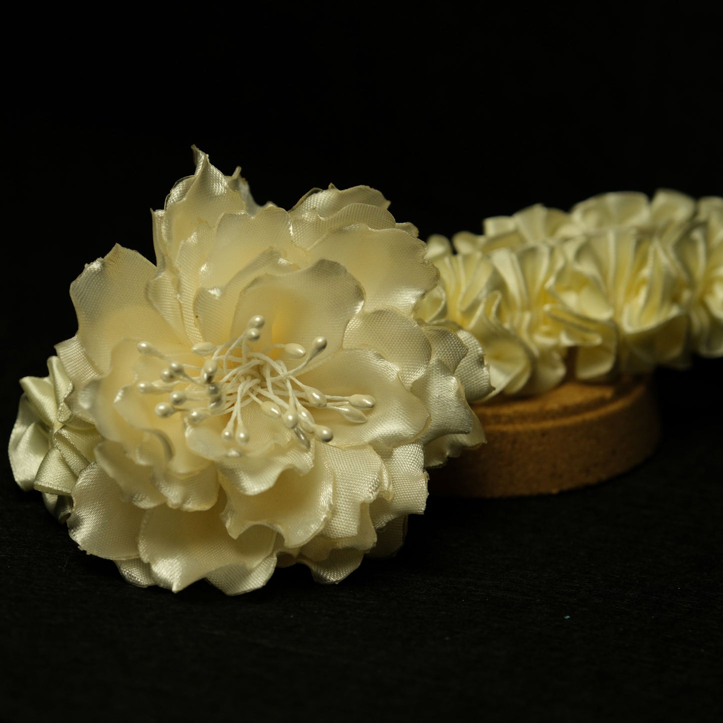 Galvajuostė "Šampaninis raukinukas"