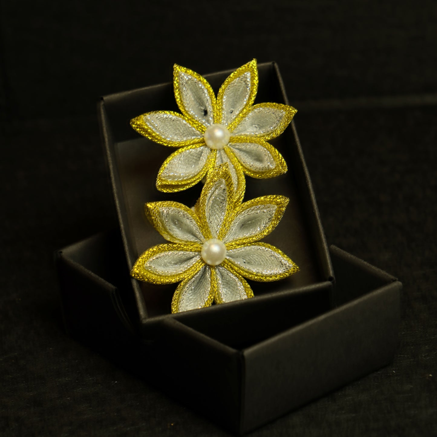 Aukso-sidabro gumytės dvilapių gėlės "Sparkly"