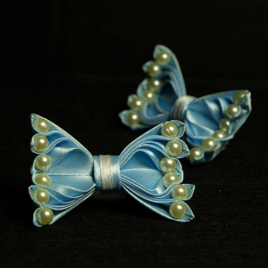 Gumytė "Baby blue" kaspinas su karoliukais