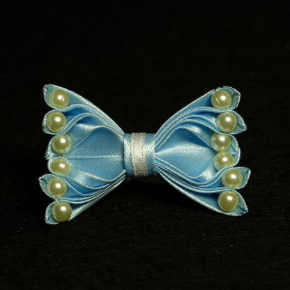 Gumytė "Baby blue" kaspinas su karoliukais