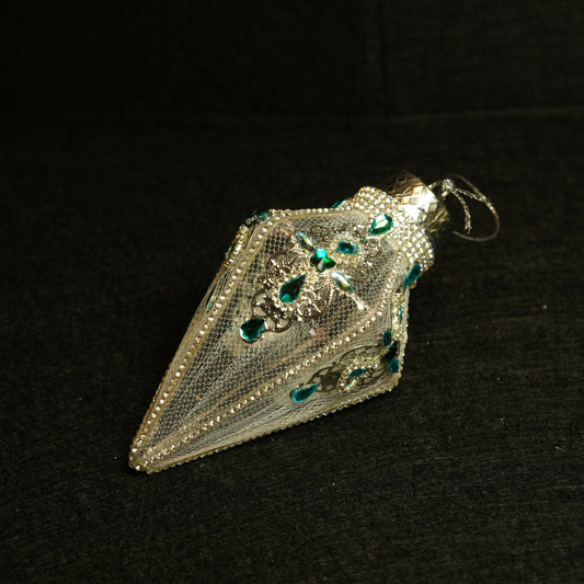 Eglutės žaisliukas "Sniego karalienė"