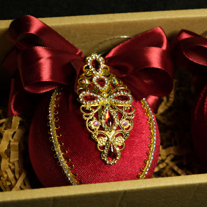 Eglutės žaisliukas "Raudonas kaspinas"