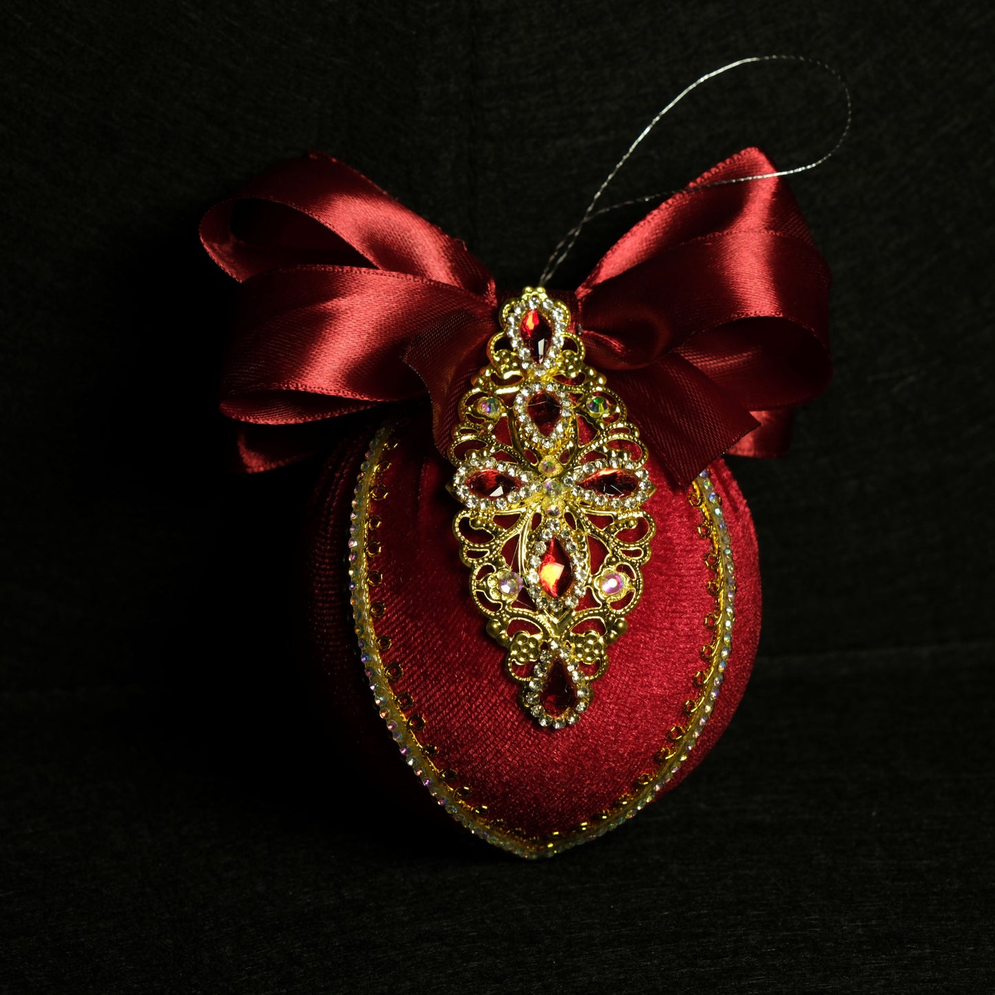 Eglutės žaisliukas "Raudonas kaspinas"