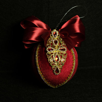 Eglutės žaisliukas "Raudonas kaspinas"