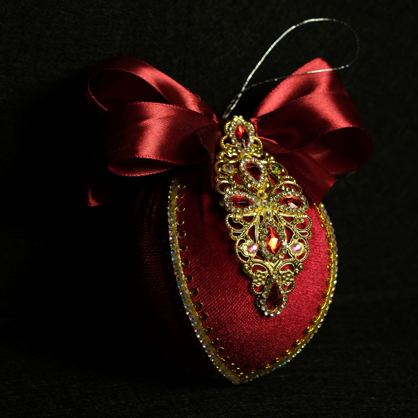 Eglutės žaisliukas "Raudonas kaspinas"