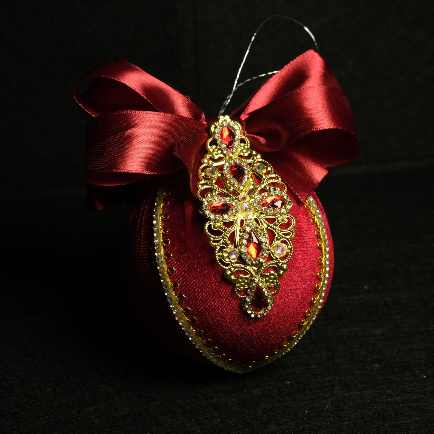 Eglutės žaisliukas "Raudonas kaspinas"