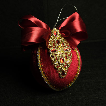 Eglutės žaisliukas "Raudonas kaspinas"