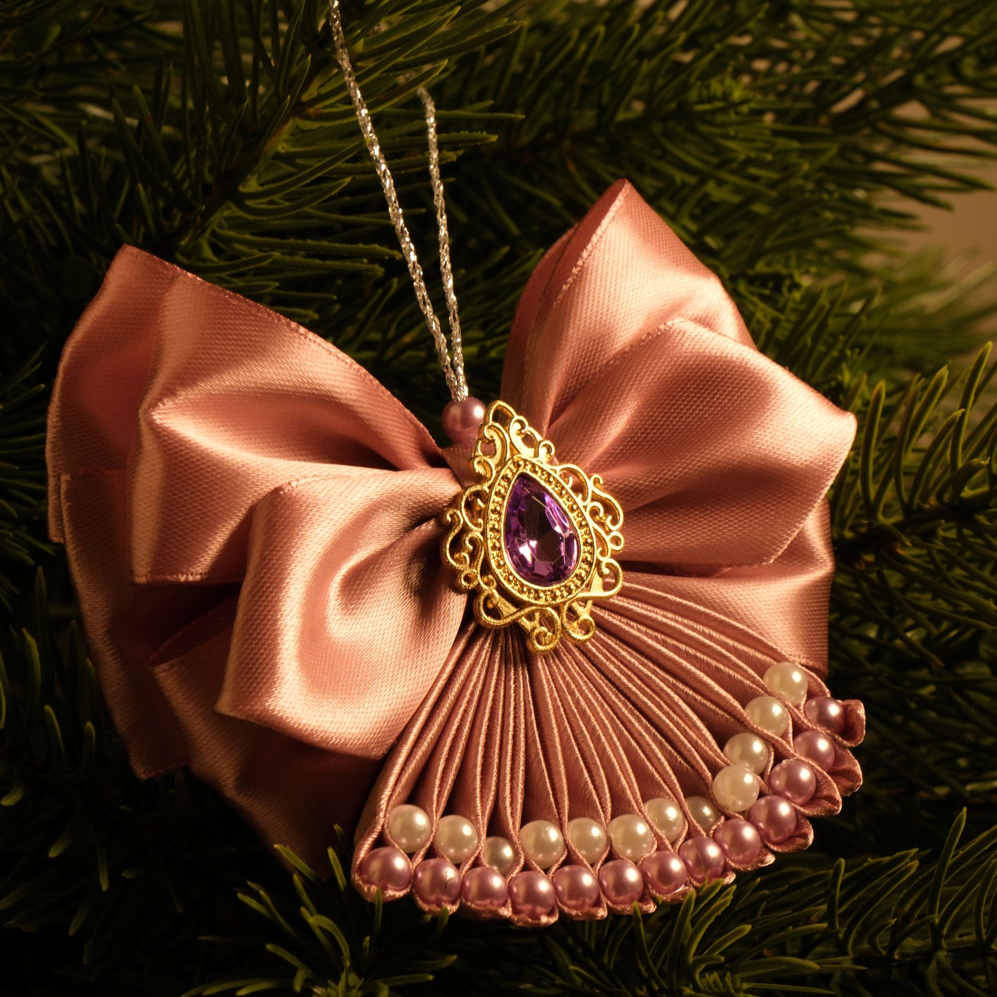 Eglutės žaisliukas "Pudrinis rožinis kaspinas"