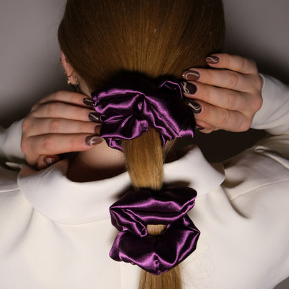 Scrunchie "Tamsi magenta"
