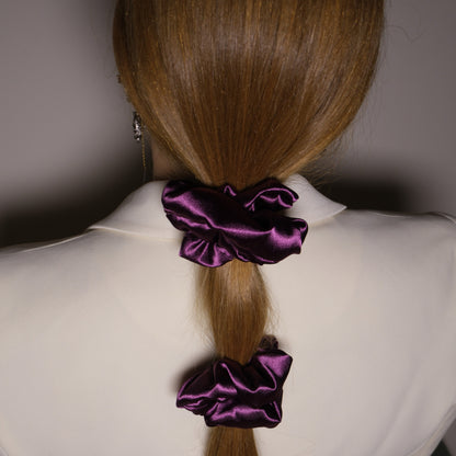 Scrunchie "Tamsi magenta"