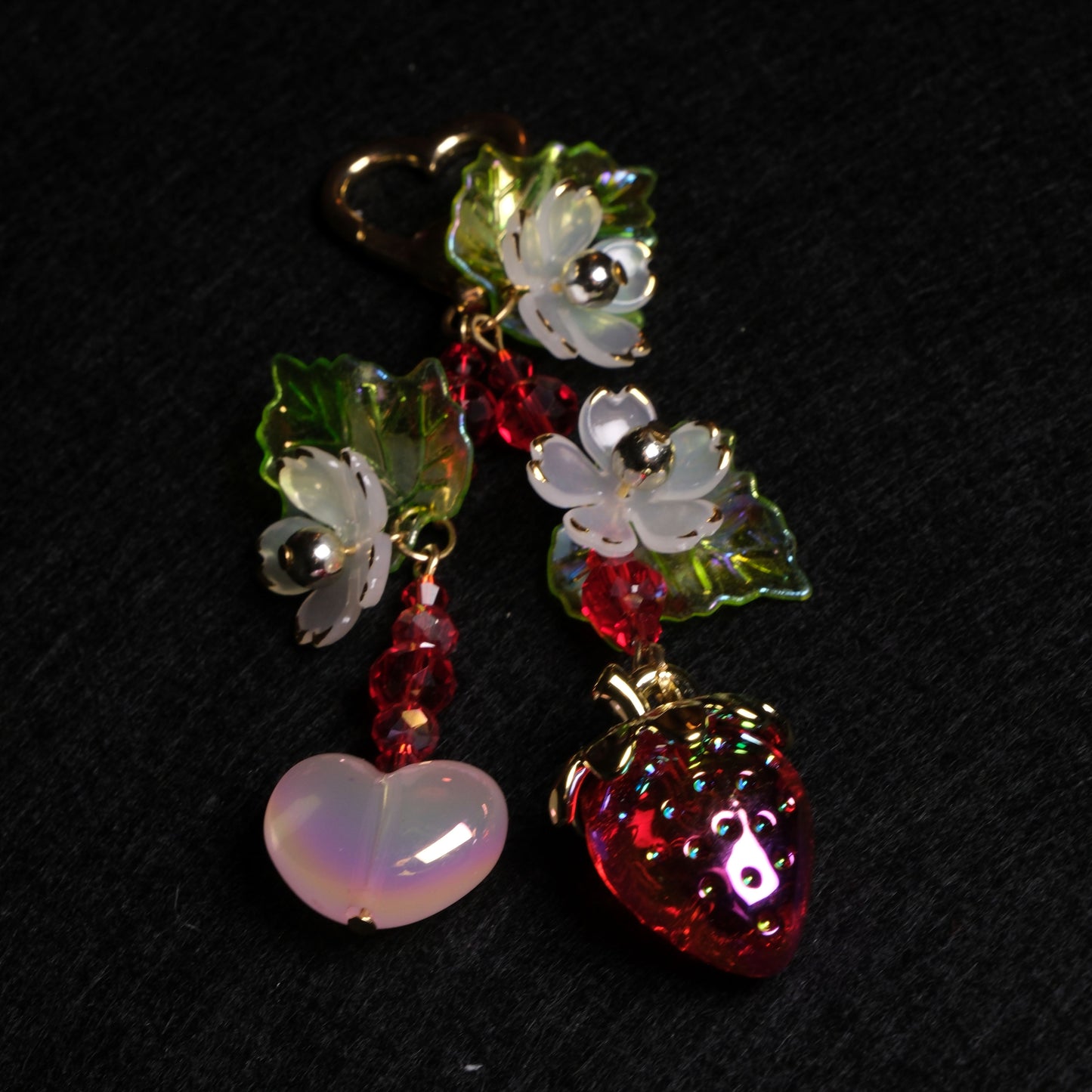 Pakabukas "Braškė"