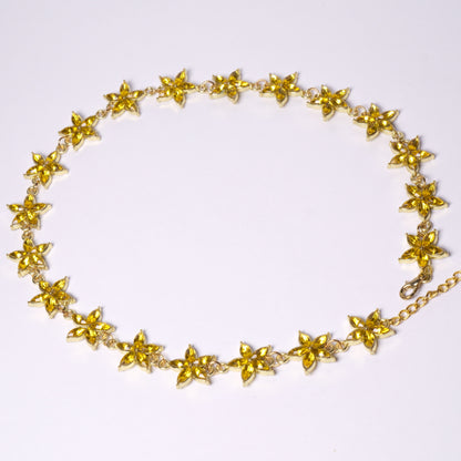 Kaklo papuošalas "Geltonos gėlytės"