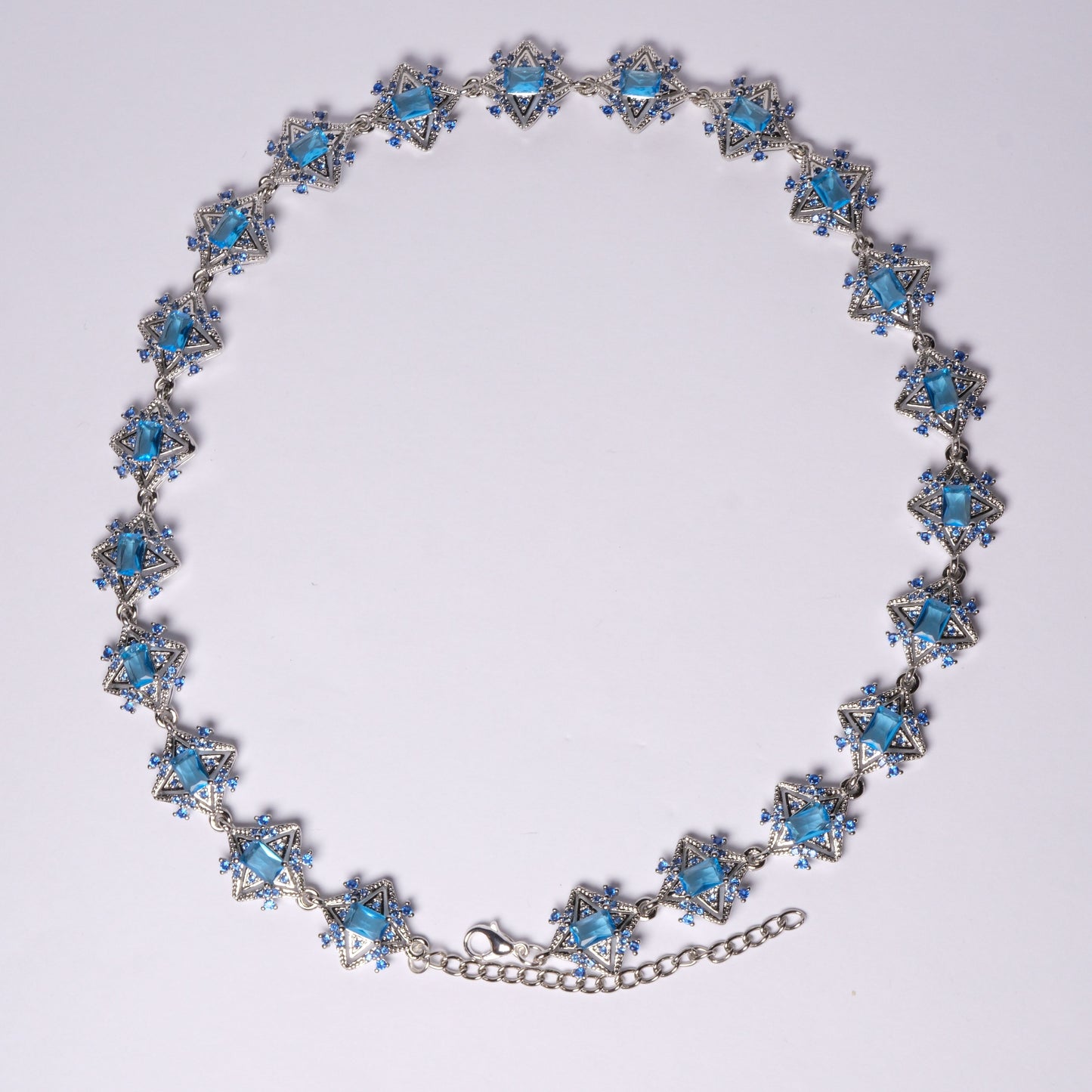 Kaklo papuošalas "Oazė"