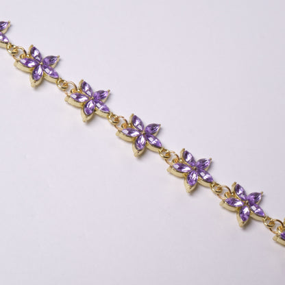 Kaklo papuošalas "Levandinės gėlytės"