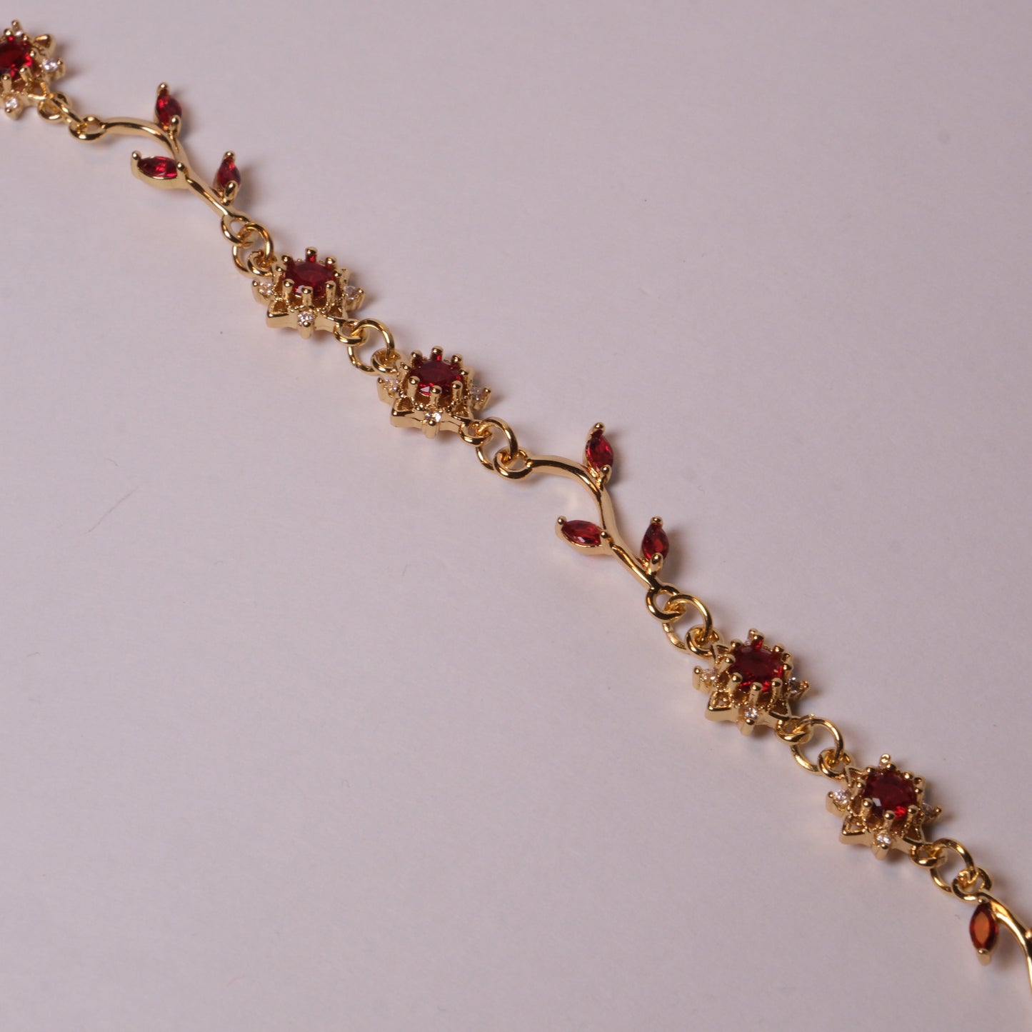 Apyrankė "Royal red"