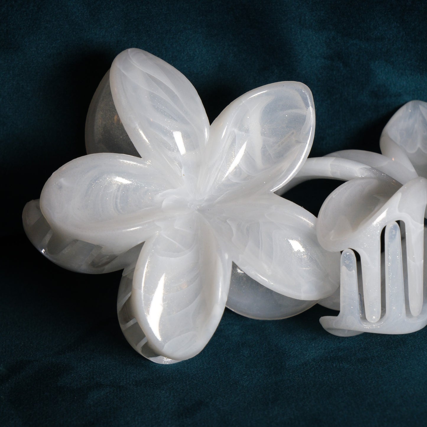 KapKap "White pearl" gėlytė